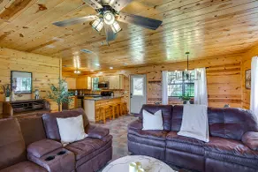 Cabin on Lake Raymond Gary w/ Dock, Grill & Views! - Image 4