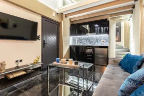 Ventiri Lofts - Cozy Penthouse with Balcony - Image 4