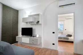 The Grey Pearl - Image 4