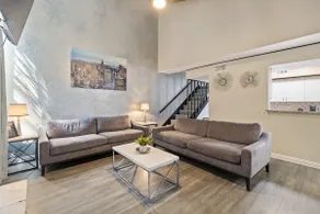 Stylish Retreat, Patio Oasis, Prime Location - Image 3