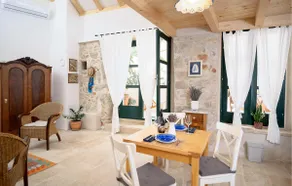 1 Bedroom Luxurious Home In Vrisnik - Image 5