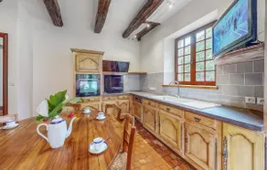 Pet friendly home in Couhe - Image 4