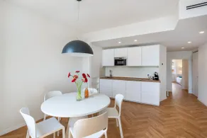 Apartamento 'Lumia's Flat - Lake View' con vistas al lago, Wi-Fi y aire acondicionado - Image 5