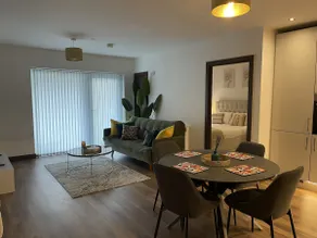 The Melodies, 2 beds Apartment with Free Parking - Image 5