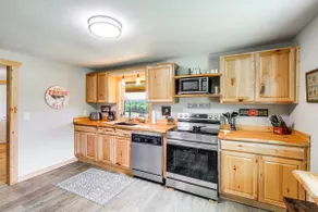 Deck & Scenic View: Historic Cabin in Piney Creek! - Image 5