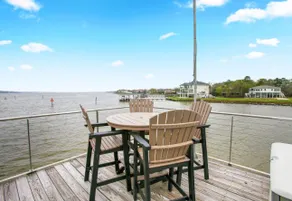 Bayside Retreat! New Listing! Fish, Boat, Relax - Image 4
