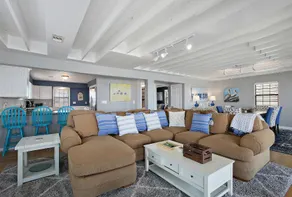 Pelican's Landing! Waterfront Home in Kemah! - Image 5