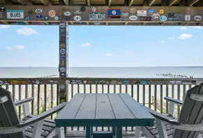 Pelican's Landing! Waterfront Home in Kemah! - Image 3