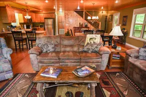 Creekside Lodge - Image 5