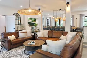 Villa 6 BDR w/ Pool and free parking in South Beac - Image 2