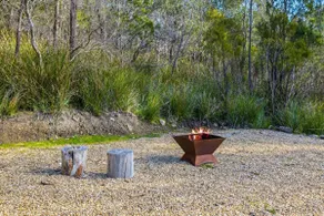 Country-style Stunner - Bushland Peace & Privacy - Image 4