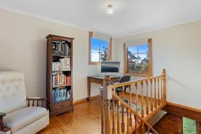 Country-style Stunner - Bushland Peace & Privacy - Image 5
