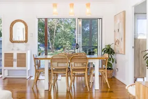 3 Pillars - Pet Friendly - 4 Mins Walk to Beach - Image 5