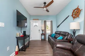 Deltaville 2BR Retreat, Walk to Museum, Boat Parki - Image 5