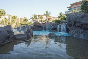 Hokulani749 Luxury Penthouse Panoramic Ocean Views - Image 3