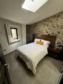 Apolonia Loft with Terrace & Jacuzzi - Image 4