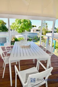 Prime Position, Awesome House, Huge Deck with Sea - Image 2
