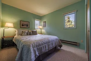 Loren's Lookout- pet friendly, Wapiti Valley cabin - Image 4