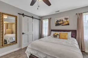 MommyC's Villa Fun House - Image 5