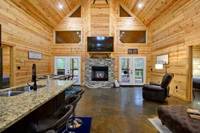 Crystal Moon - Hot Tub, Firepit, Cornhole, Hammock - Image 4