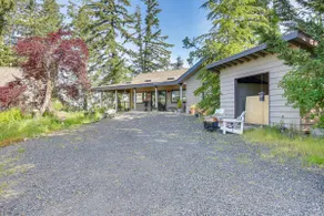 Mountain Views Peaceful Eugene Country Cottage - Image 3
