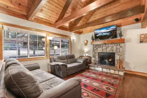 Tahoe Townie Cozy cabin in South Lake Tahoe - Image 5