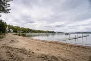 Emerald | Spa | Lac Simon Access | Dog Accepted - Image 4