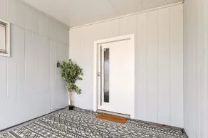 Newly Renovated 6BR 3BA Port Arthur Holiday Home with Hot Tub - Image 5