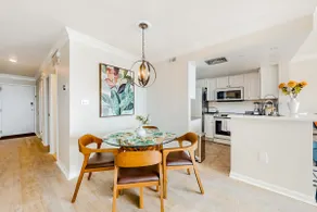 Enjoy views, resort amenities & a spacious condo f - Image 5
