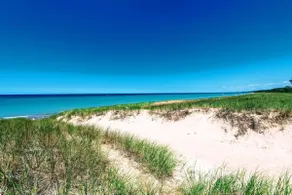 Cozy 2 BD Beach Condo | Walk to Lake Mich - Image 2
