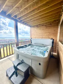 Branson Lakeview 4BR | Pools & Private Hot Tub - Image 3