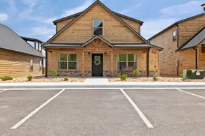 Branson Lakeview 4BR | Pools & Private Hot Tub - Image 4