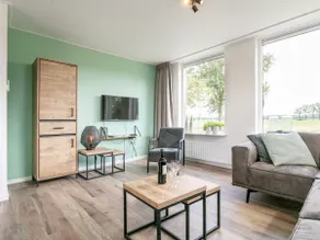 Cosy family home near a farm - Image 4