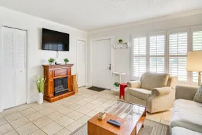 Hobe Sound Villa w/ Screened Porch: 4 Mi to Beach - Image 4