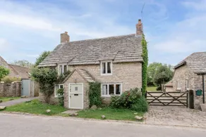 Castle View House - Image 3