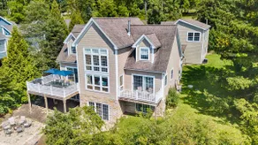 Stone Crest | Luxury Lake House on Wine Trail - Image 4