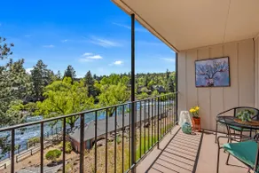 Gorgeous Condo With River View - Pool and Hot Tub - Image 2