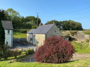 Cohost Partners | 17th-Century Charming ”The Mill” - Image 5