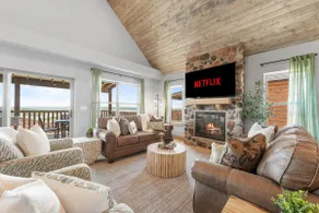Lakeview Home: HotTub, Pool Access, Gym, Firepit - Image 4