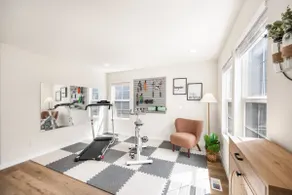 Newly Remodeled Hilltop 4B Retreat with Gym - Image 3