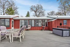 Ottertail Lakefront 3BR. Boat lift. Cozy. Awesome! - Image 4