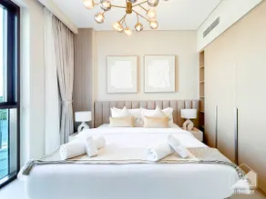 Luxury & Style at Dubai Creek 1B with balcony - Image 5