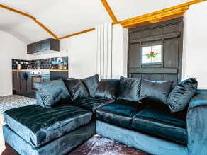 The Snug - Image 3