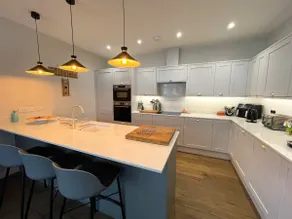 Hampton Hall - Wonderful Converted Home in Redland - Image 2