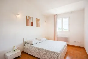 Côté Oliviers 6P – Apartment with shared pool - Image 5