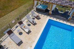 Fantastica villa accogliente e familiare con terrazza, griglia e giardino | Vista sulla città - Image 3