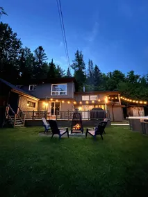 The Alesund – Private hot tub, beach, kayaking, and 5 bedrooms - Image 2