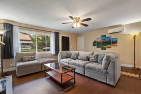 Convenient Downtown Washougal Stay! - Image 3