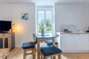 Bright apartment 150 m from the sea - Image 2