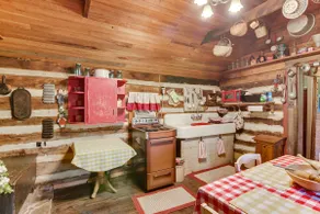 Ferrum Rustic Cabin in the Valley w/ Fire Pit - Image 4